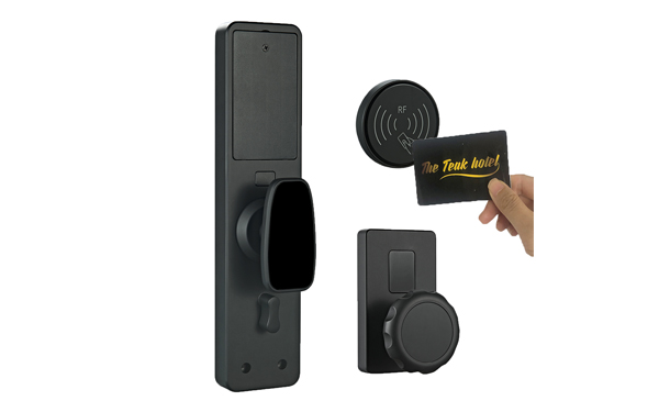 Automatic hotel electronic lock